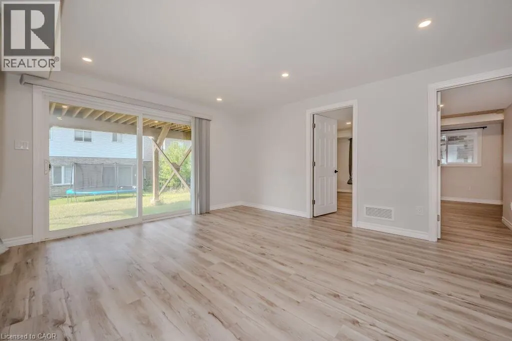 277 DEWDROP Crescent Unit# Lower, #Lower