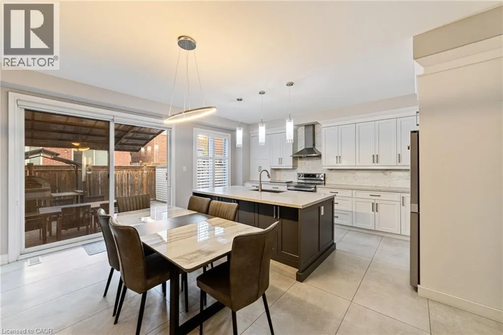24 MACBEAN Crescent