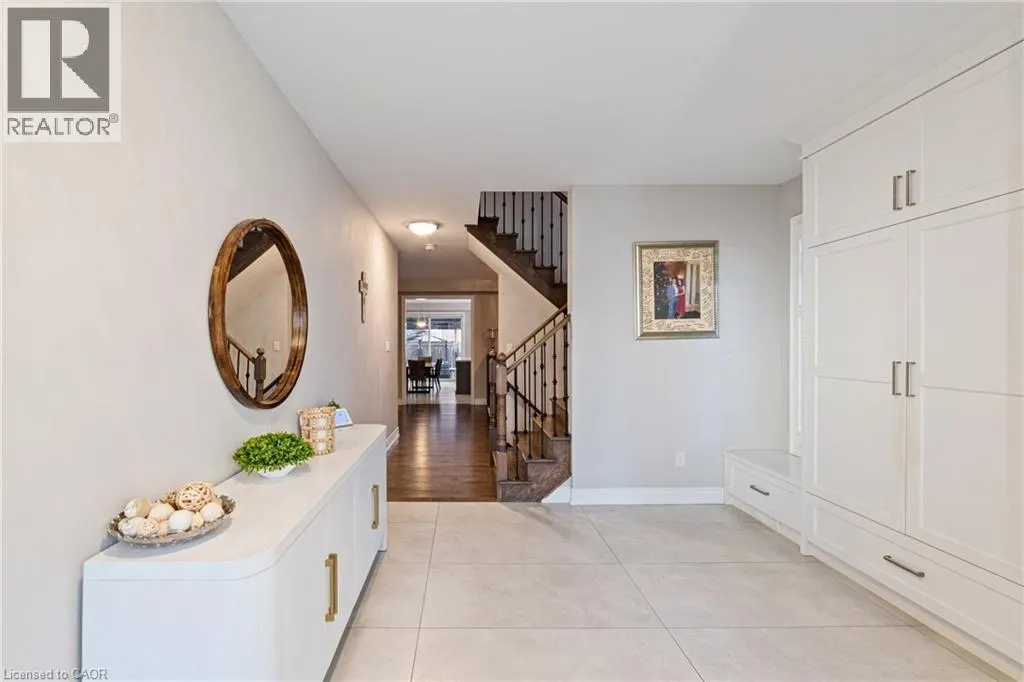 24 MACBEAN Crescent