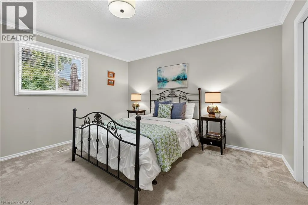 20 COURTLAND Drive Unit# 2, #2