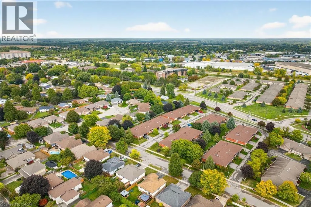 20 COURTLAND Drive Unit# 2, #2