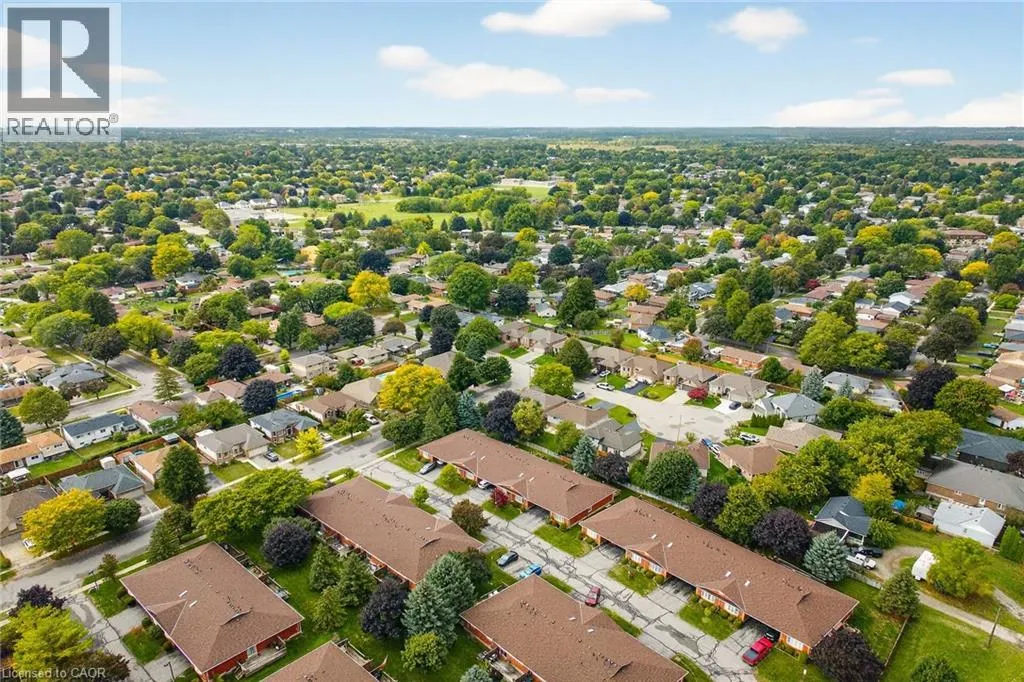 20 COURTLAND Drive Unit# 2, #2