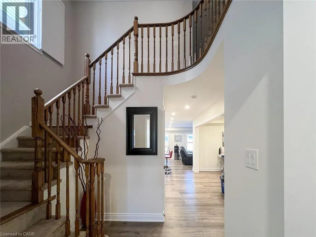 112 GILLESPIE Drive