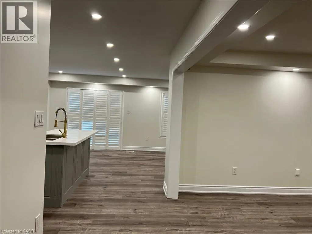 112 GILLESPIE Drive