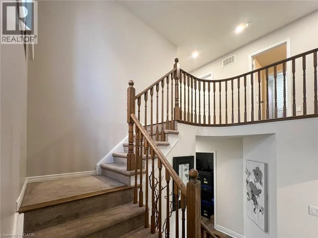 112 GILLESPIE Drive