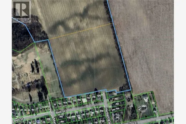 2626 SWIMMING POOL Road