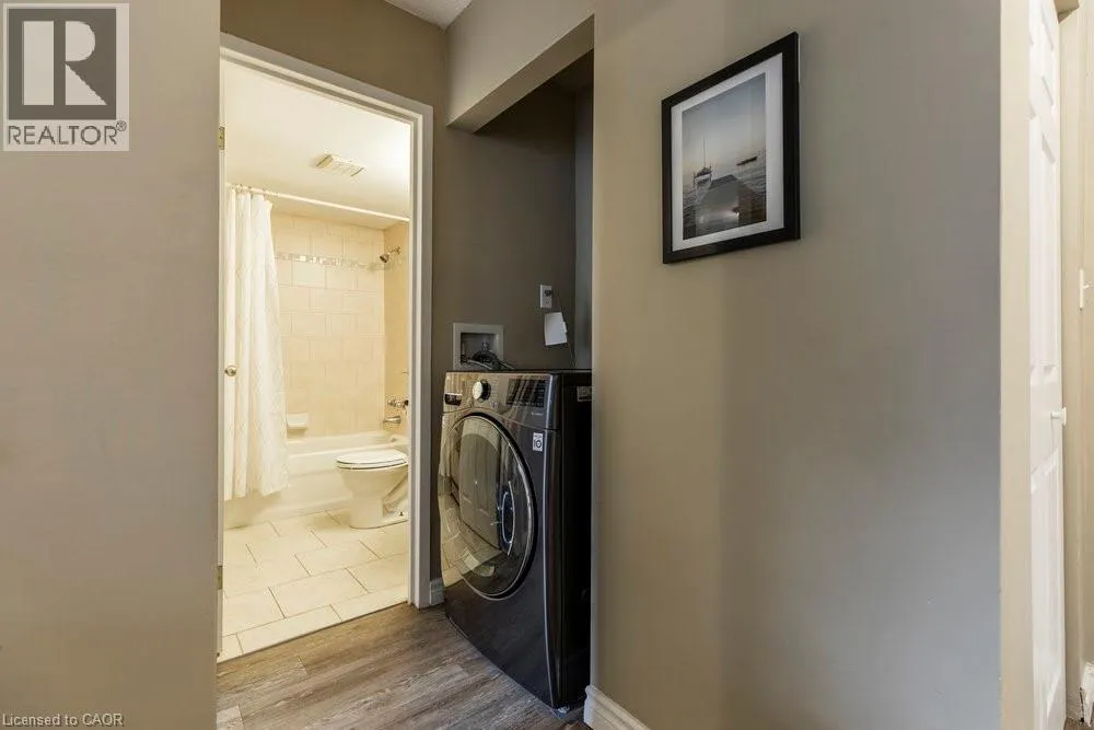 75 GLENBURN Court Unit# 409, #409