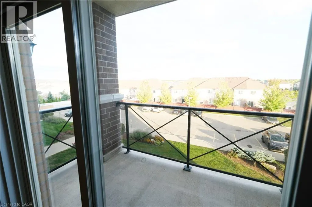 2 COLONIAL Drive Unit# 302, #302