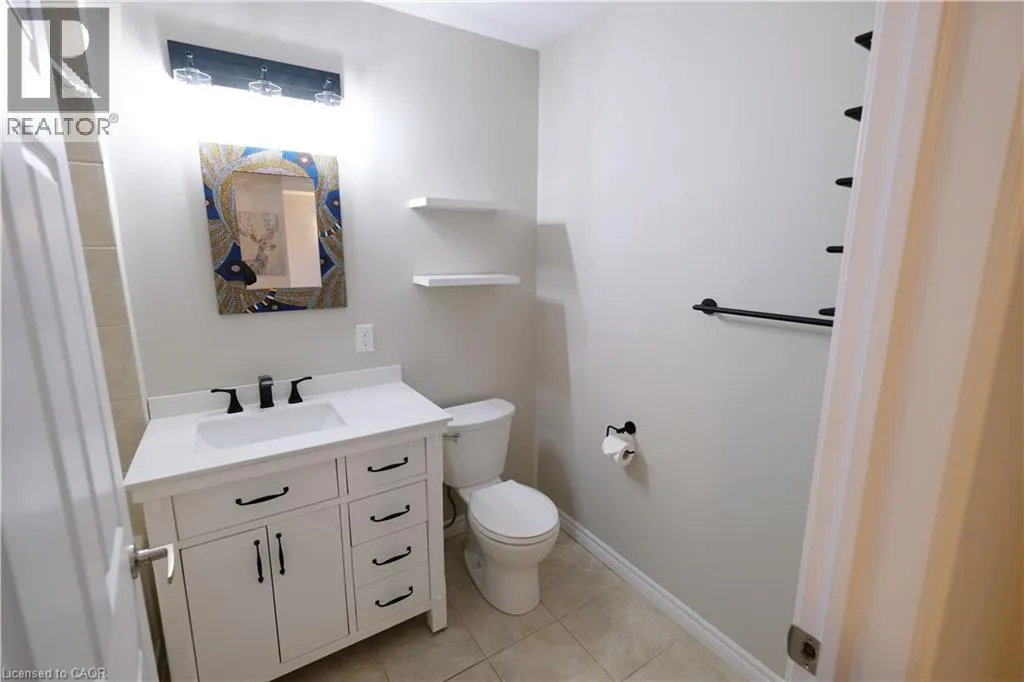 2 COLONIAL Drive Unit# 302, #302