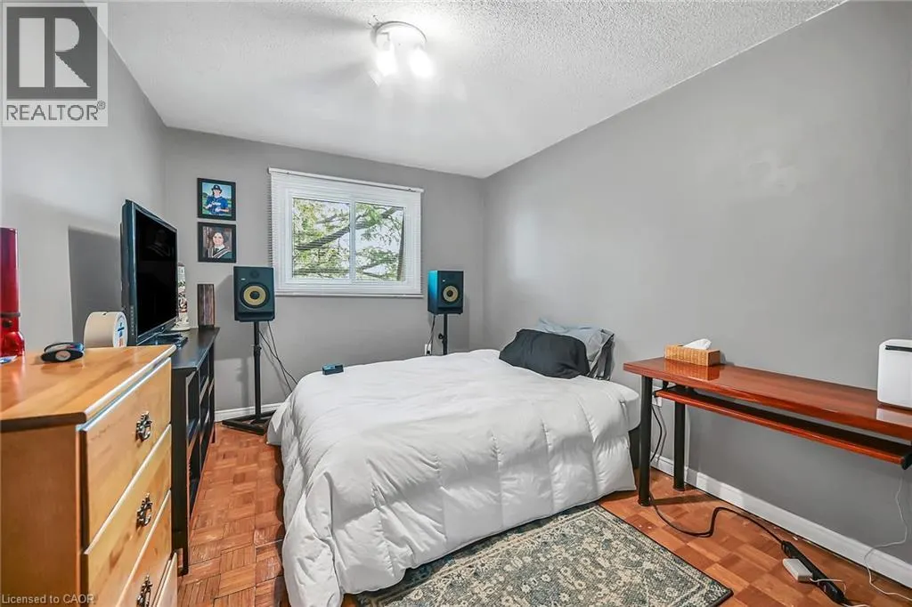 444 STONE CHURCH Road W Unit# P1, #P1