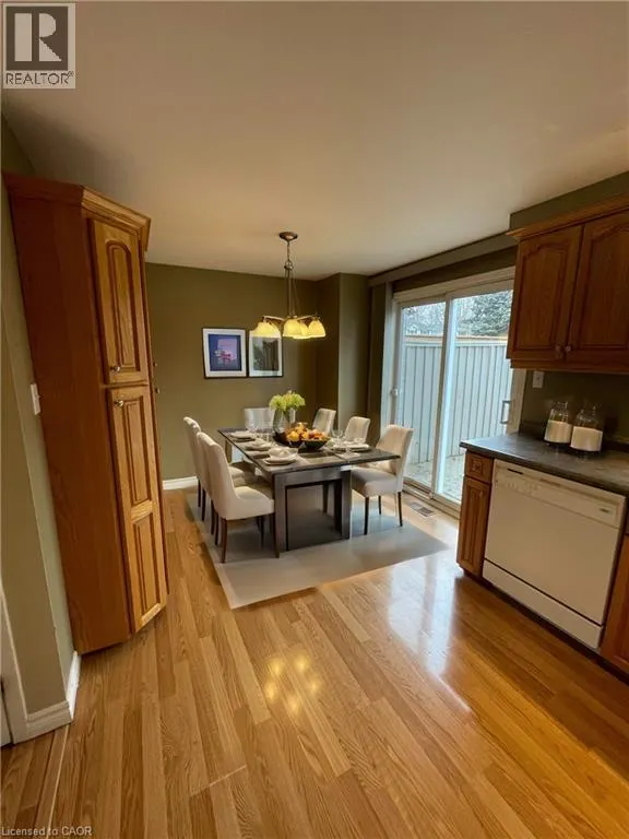 106 CORNERBROOK Crescent