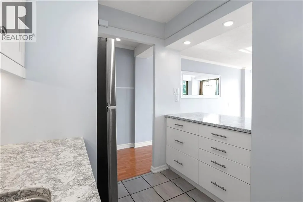 150 CHARLTON Avenue E Unit# 2206, #2206