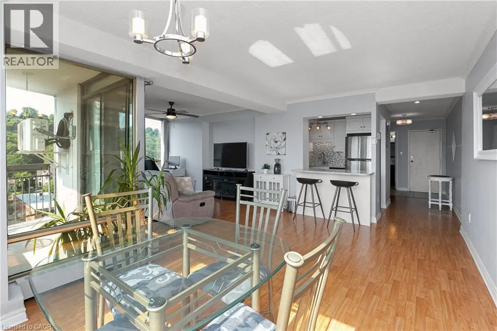150 CHARLTON Avenue E Unit# 2206, #2206
