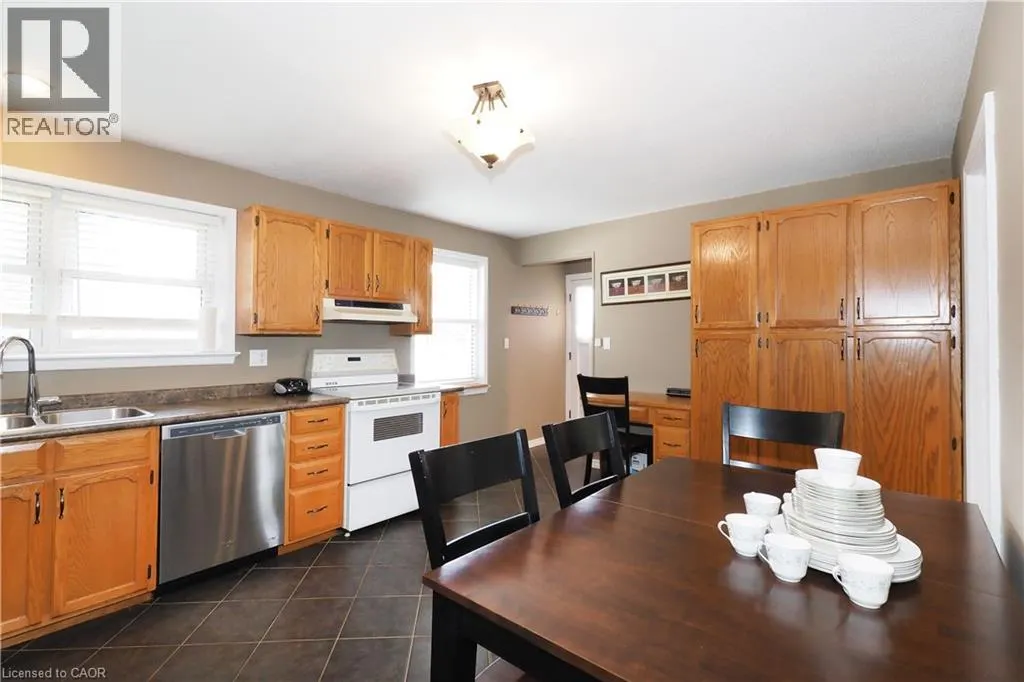 50 EARLSCOURT Crescent
