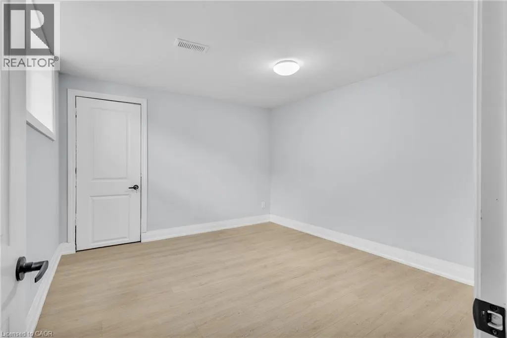 84 AVALON Place