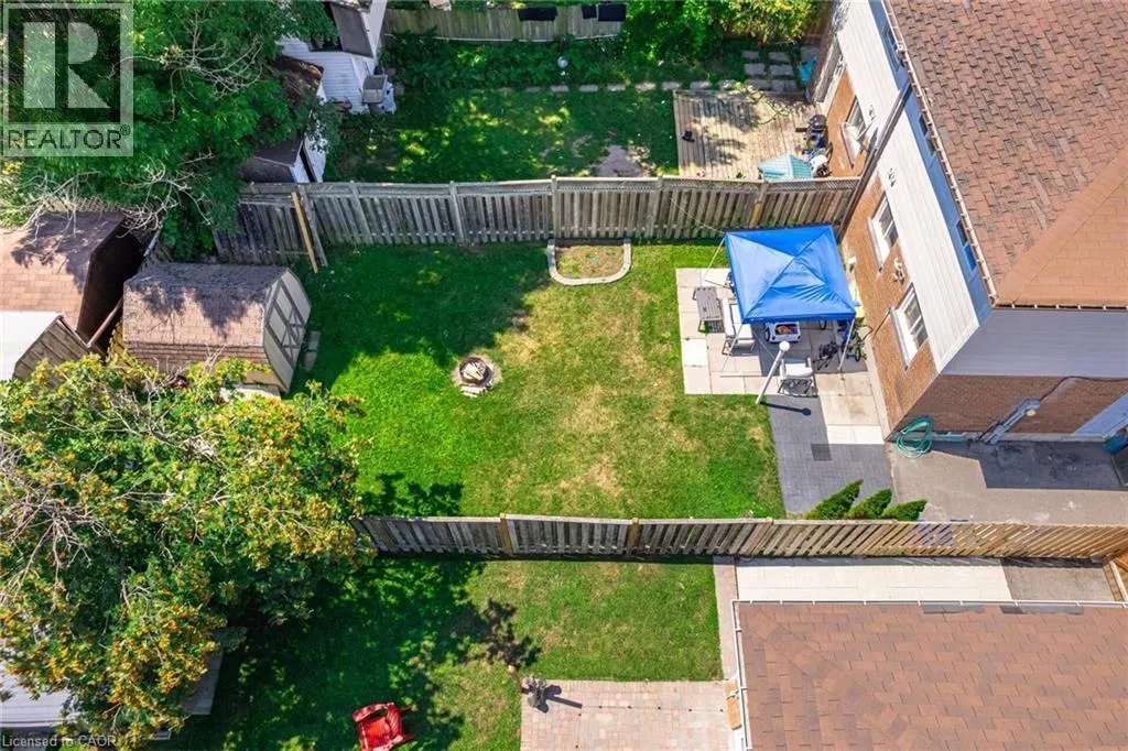 244 KINMOUNT Crescent