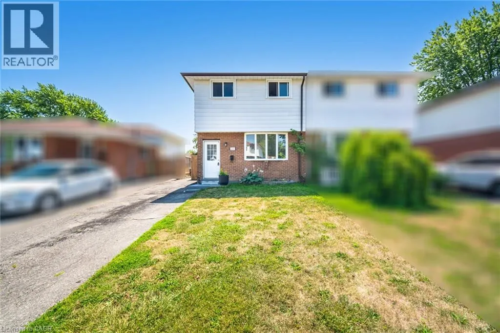 244 KINMOUNT Crescent