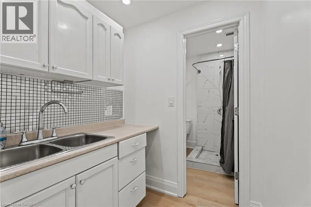 93 JOHN Street S Unit# 3, #3