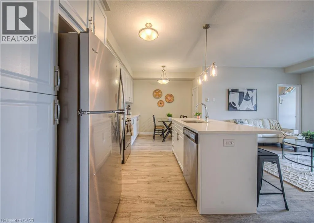 155 THOMAS SLEE Drive Unit# 1F, #1F