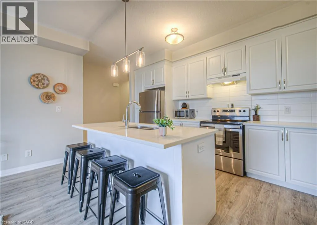 155 THOMAS SLEE Drive Unit# 1F, #1F