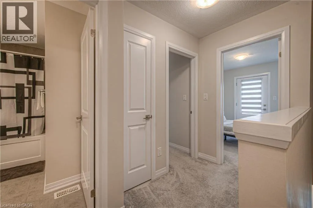 155 THOMAS SLEE Drive Unit# 1F, #1F