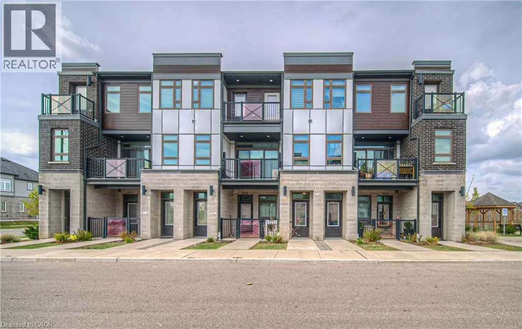 155 THOMAS SLEE Drive Unit# 1F, #1F