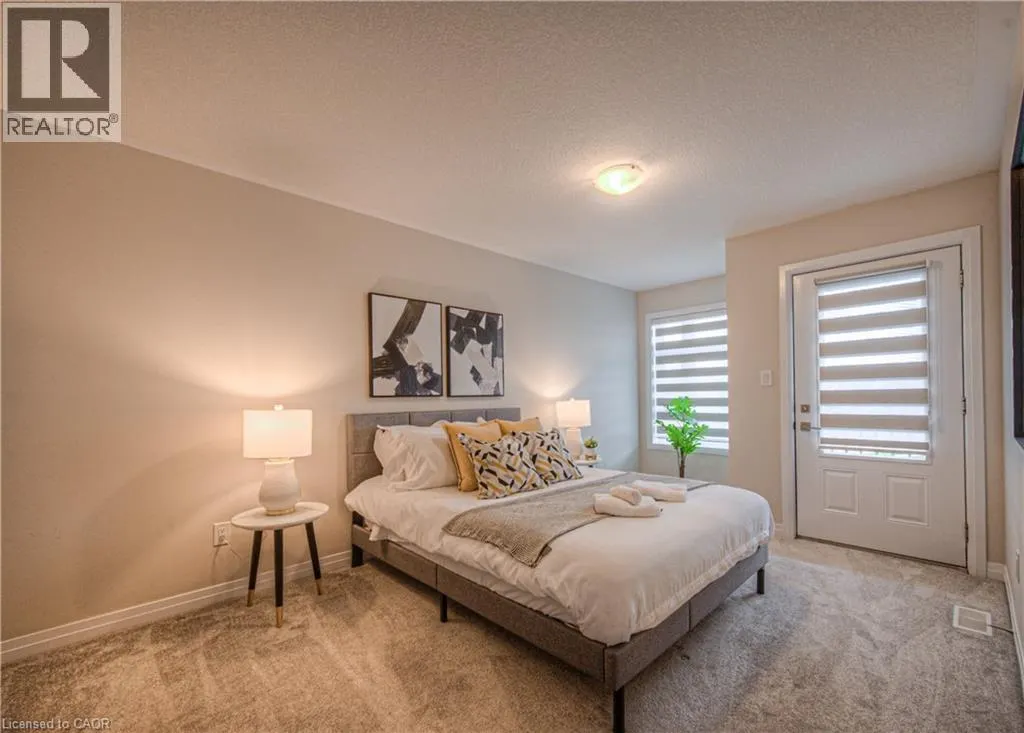 155 THOMAS SLEE Drive Unit# 1F, #1F