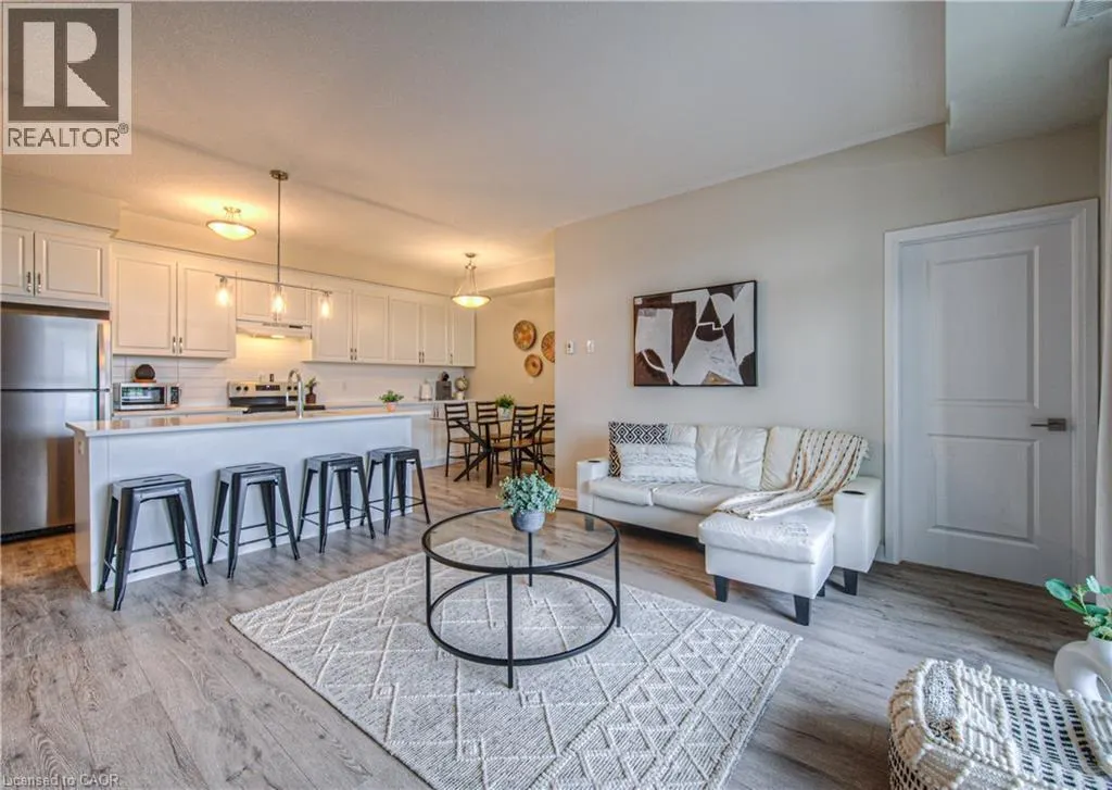 155 THOMAS SLEE Drive Unit# 1F, #1F