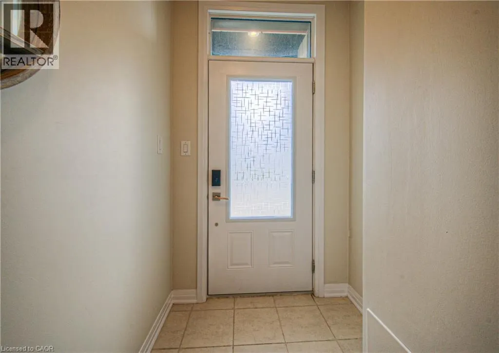 155 THOMAS SLEE Drive Unit# 1F, #1F