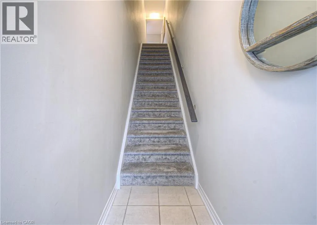 155 THOMAS SLEE Drive Unit# 1F, #1F