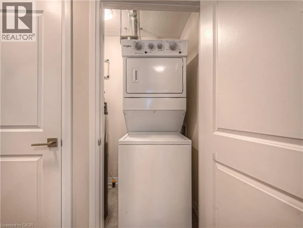 155 THOMAS SLEE Drive Unit# 1F, #1F