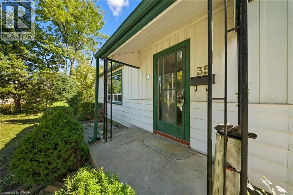 35 GLEN Road