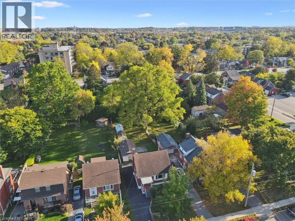 49 WOODLAND Avenue
