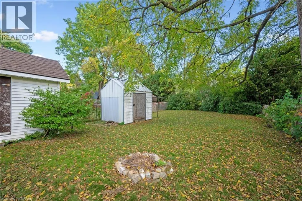 49 WOODLAND Avenue