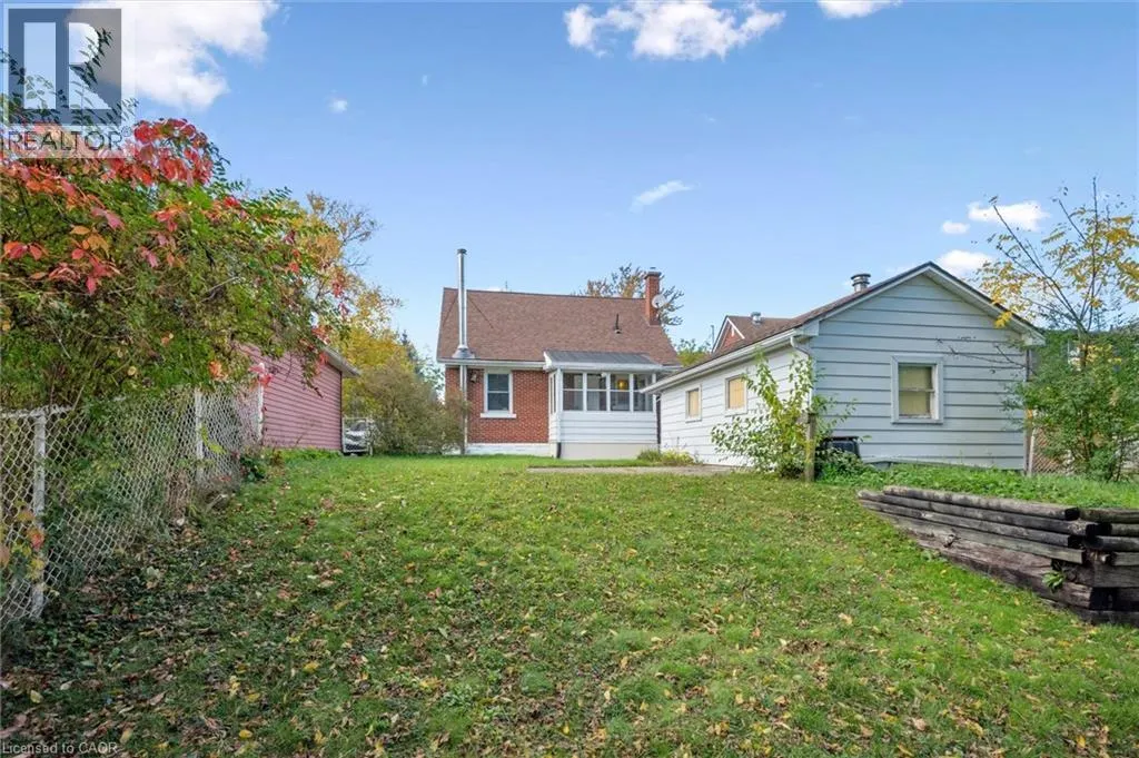 49 WOODLAND Avenue