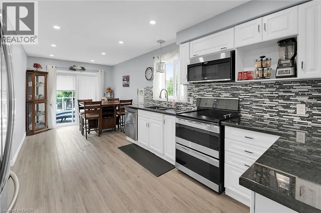 171 GATESTONE Drive