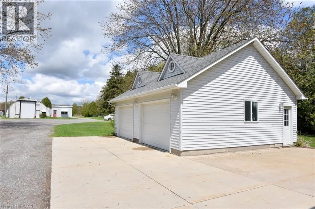 621 6TH CONCESSION Road W