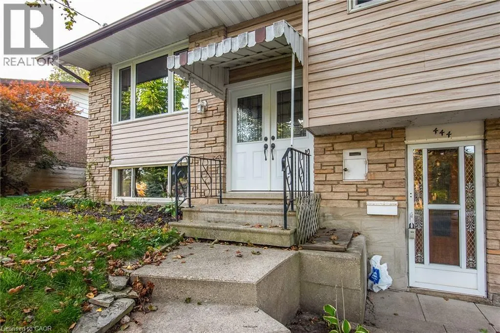 444 GREENBROOK Drive