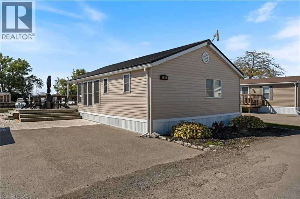 92 CLUBHOUSE Road Unit# 16, #16