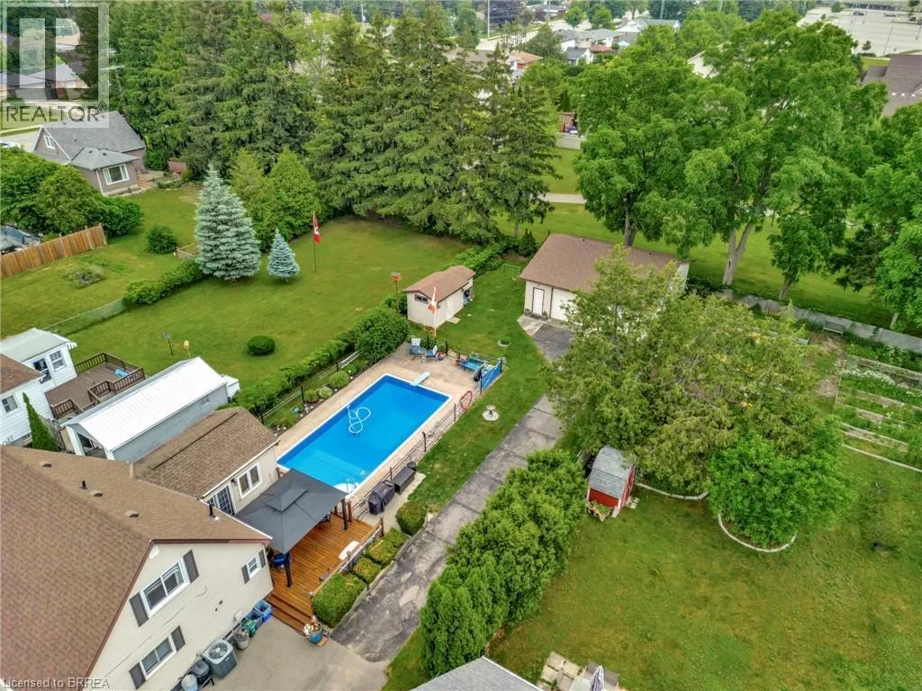 48 WILLOW Drive