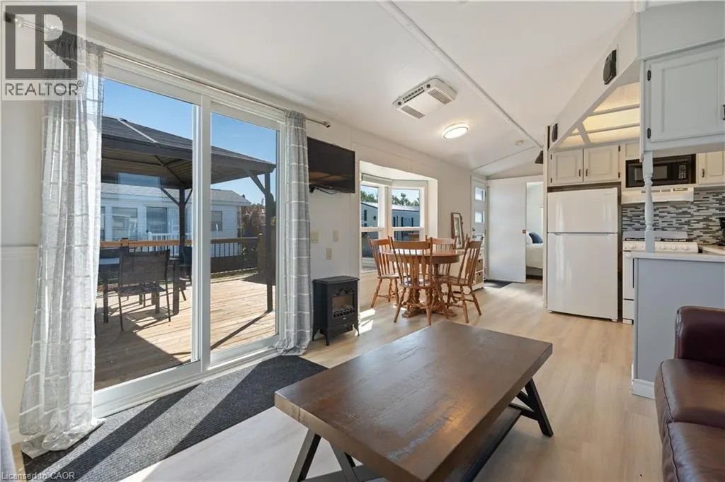 92 CLUBHOUSE Road Unit# 30, #30