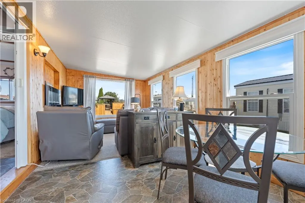 92 CLUBHOUSE Road Unit# 6, #6