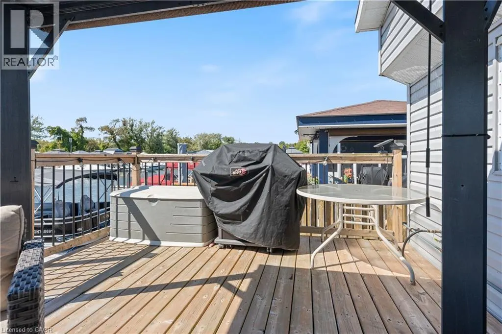 92 CLUBHOUSE Road Unit# 6, #6