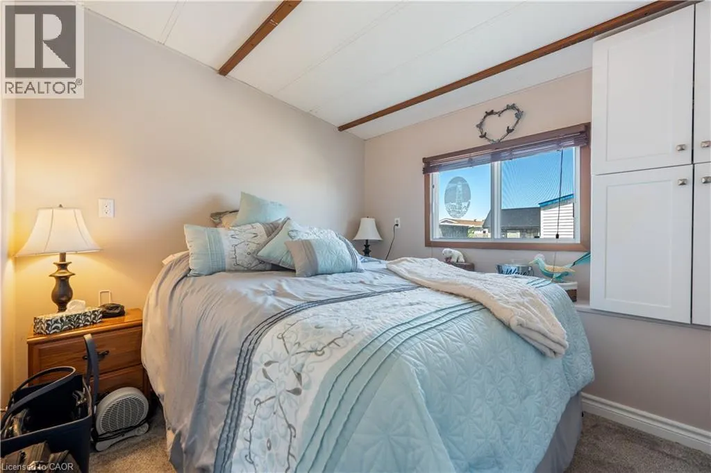 92 CLUBHOUSE Road Unit# 6, #6