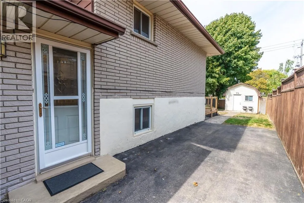 12 SHEA Crescent