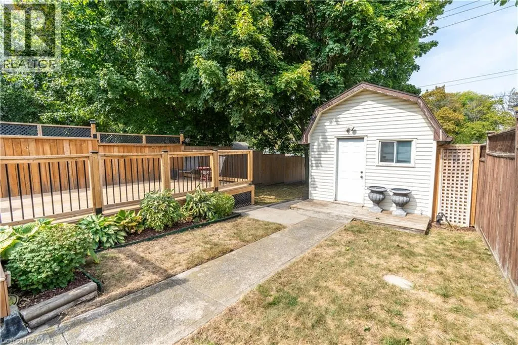 12 SHEA Crescent