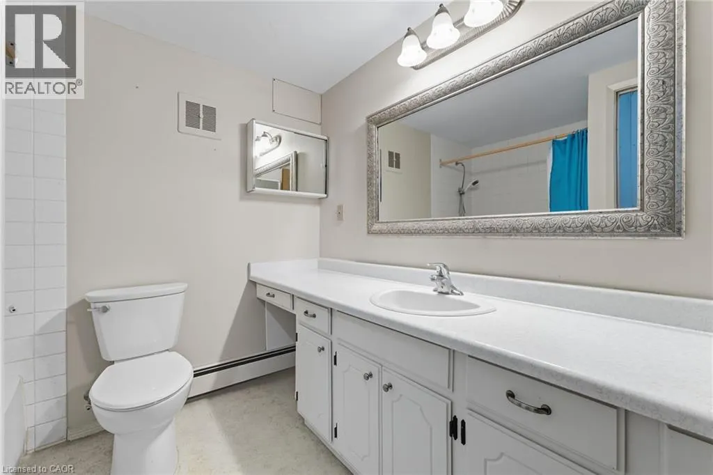 400 CHAMPLAIN Boulevard Unit# 305, #305