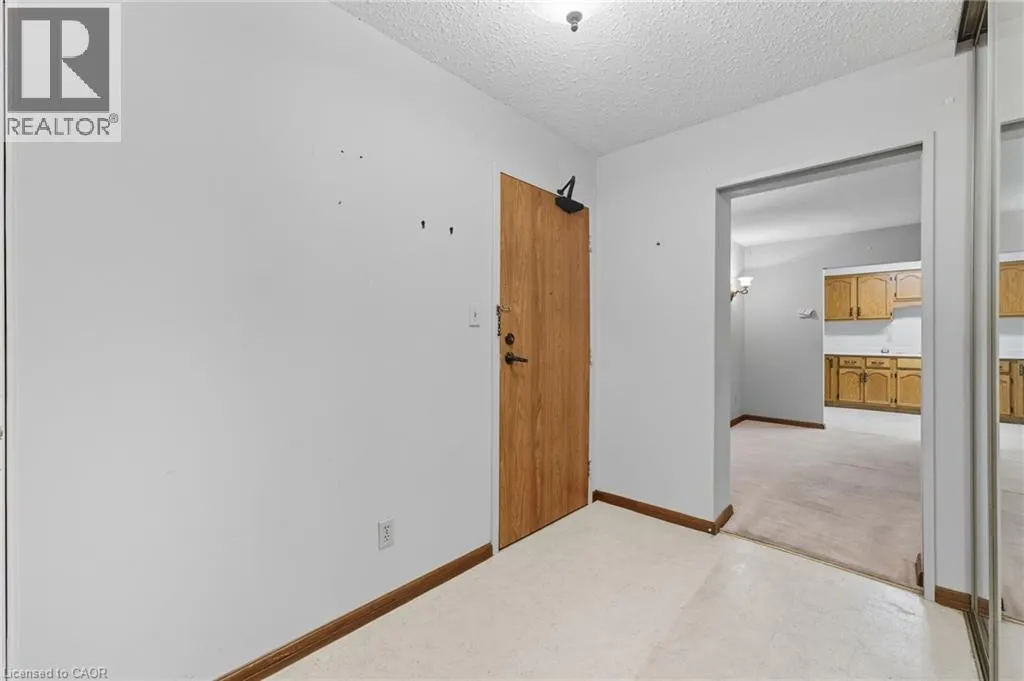 400 CHAMPLAIN Boulevard Unit# 305, #305