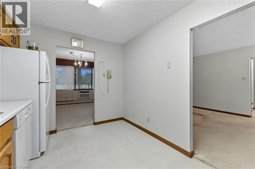 400 CHAMPLAIN Boulevard Unit# 305, #305
