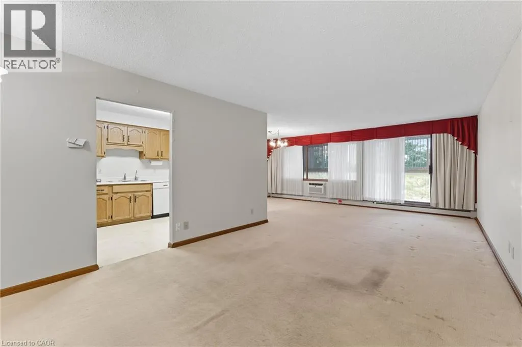 400 CHAMPLAIN Boulevard Unit# 305, #305